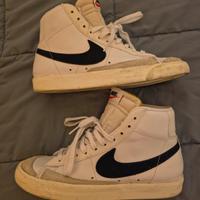 Nike Blazer Mid 77 Taglia 42 EU