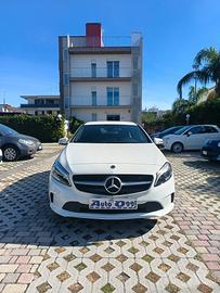 Mercedes-benz A 180 d Automatic Premium