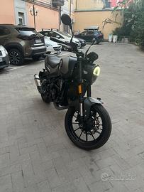 Benelli Leoncino 250