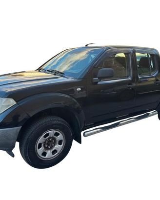 Nissan Navara 2.5 dCi 4 porte Double Cab XE