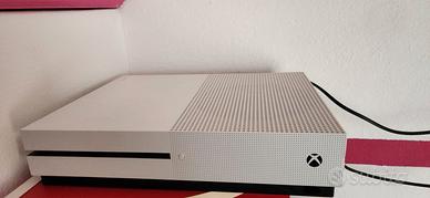 Xbox one s 1 tera con gta5