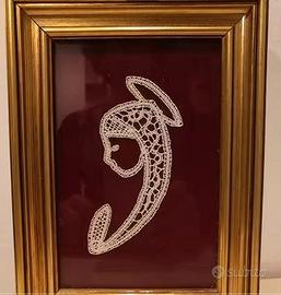 quadro con ricamo, Madonna in preghiera