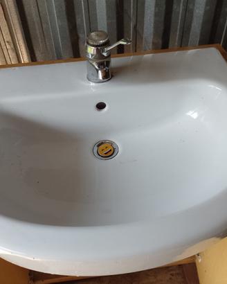 Mobile bagno e lavello