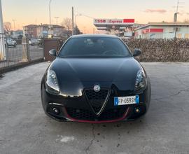 Alfa Romeo Giulietta sport Carbon 120 cv benz/GPL