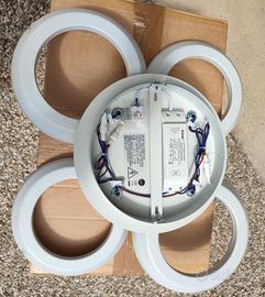 Lampadario moderno a LED