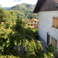 Villa bifamiliare su due livelli da PRIVATO