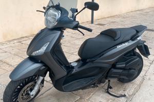 Piaggio Beverly 300 IE(3400km)