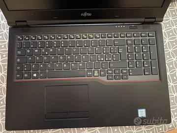 Fujitsu Lifebook E558 SSD500