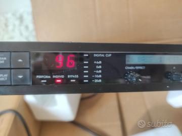 Korg A2 + Card Effetti aggiuntivi