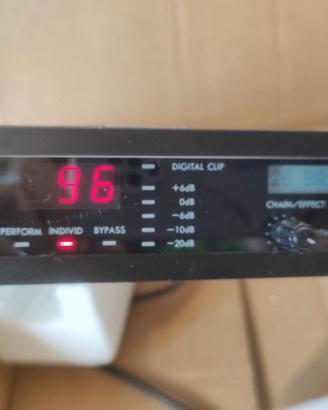 Korg A2 + Card Effetti aggiuntivi