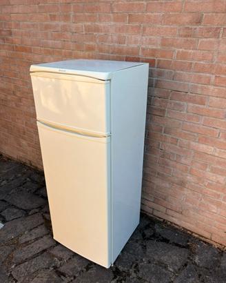 Frigorifero ariston 230 lt