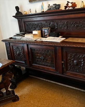 Credenza stile rinascimentale Revival inizio ‘900