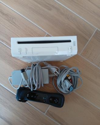 Wii Nintendo + 4 joystick e altro
