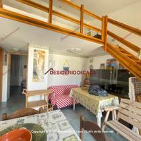 Casa, Campofelice di Roccella.