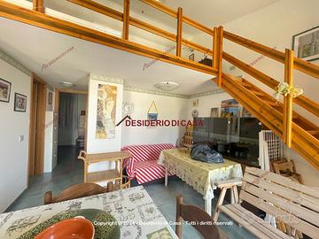 Casa, Campofelice di Roccella.