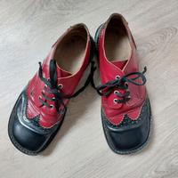 Scarpe in pelle (rosso-bordeaux e nere) n. 38