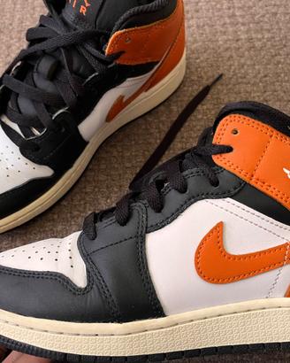 Jordan Air Jordan 1 Mid