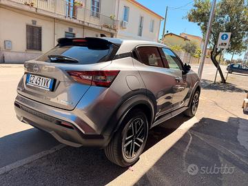 NISSAN JUKE FULL HYBRID
