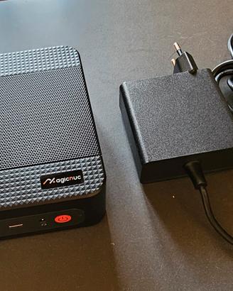 MagicNuc 7840hs 32gb DDR5 512gb SSD nvme