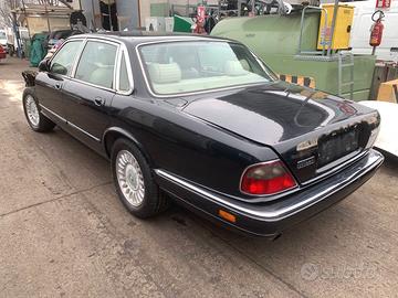 Ricambi usati Jaguar Sovereing 1997 9h 3.2 benzin