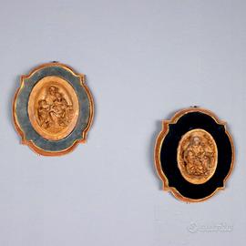 Coppia di Bassorilievi in Gesso Patinato Fine '800