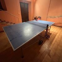 tavolo da ping pong