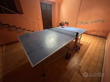 tavolo da ping pong