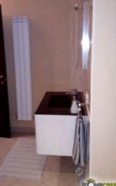 Mobile bagno a sospensione