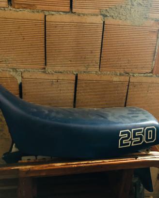 Sella klr 250