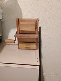  grattugia in legno vintage 