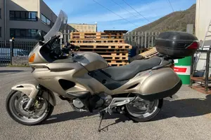 Honda Deauville 650