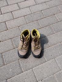 Scarponcini  montagna Decathlon