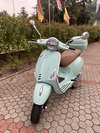 Vespa primavera 125