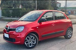Renault Twingo Authentique R80 #7030