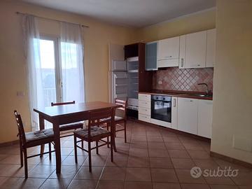 Bilocale zona via aldo moro