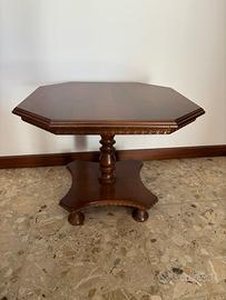 Tavolino ottagonale