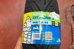 Penumatico 140/70-14 michelin city grip 2