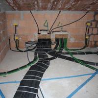 Artigiano collaborator elettri-idraulica Peschiera