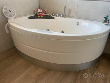 Vasca idromassaggio Titan