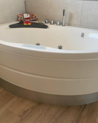 Vasca idromassaggio Titan