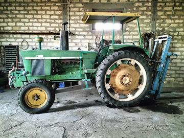 Trattore john deere 3130 100cv