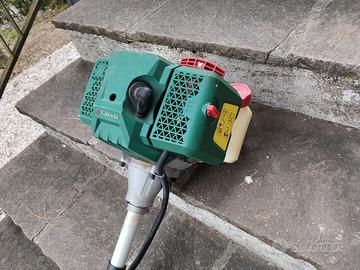 decespugliatore a benzina 