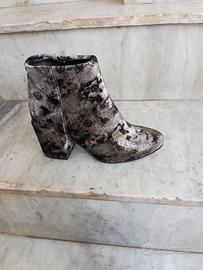 Tronchetto in velluto argento