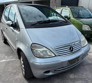 MERCEDES CLASSE A per ricambi usati