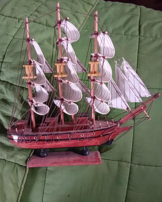 modellino nave vichinga