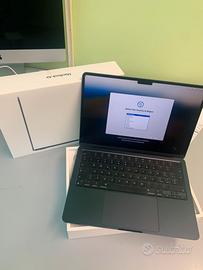 MacBook Air M2/8gb/512gb Garanzia 1 anno