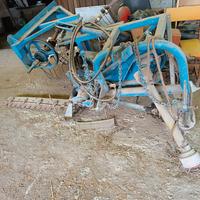 attrezzo per pulire i fossi