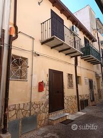 Appartamento diviso in 2 piani 90mq