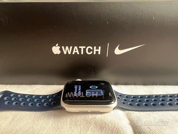 iWatch Apple SE sport