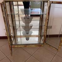 Vetrine in ottone e vetro con disegni floreali